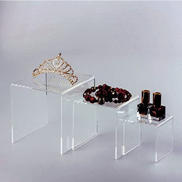 Acrylic-Display-Riser-Jewelry-Showcase-3.jpg